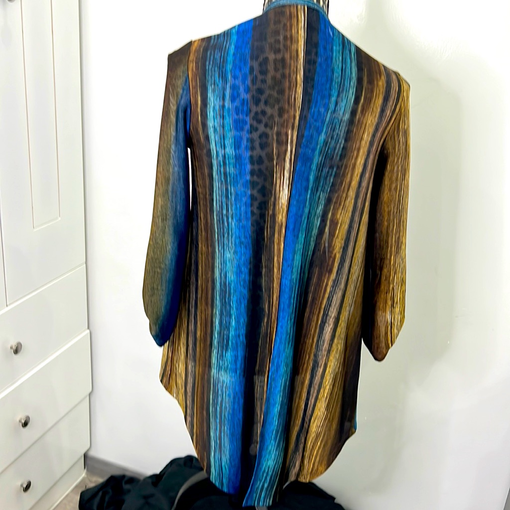 Clara Sun Woo Small Blouse Or Use As Shrug Clara Sun Woo Small Blouse Or Use As Shrug